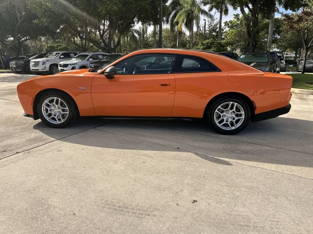Used 2025 Dodge Charger Daytona R/T w/ Sun & Sound Package AWD/4WD image 32
