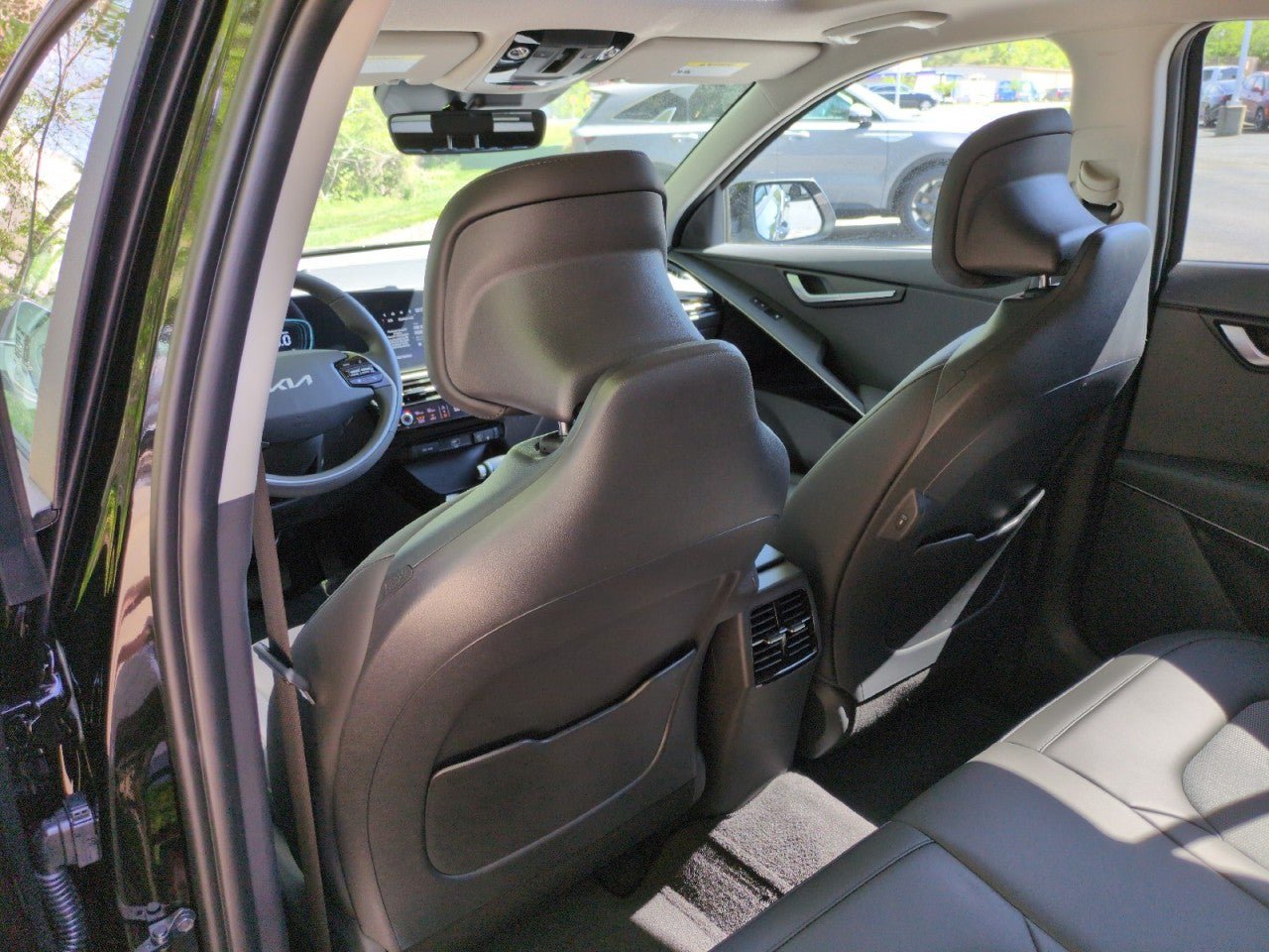 New 2026 Kia Niro EX FWD image 38