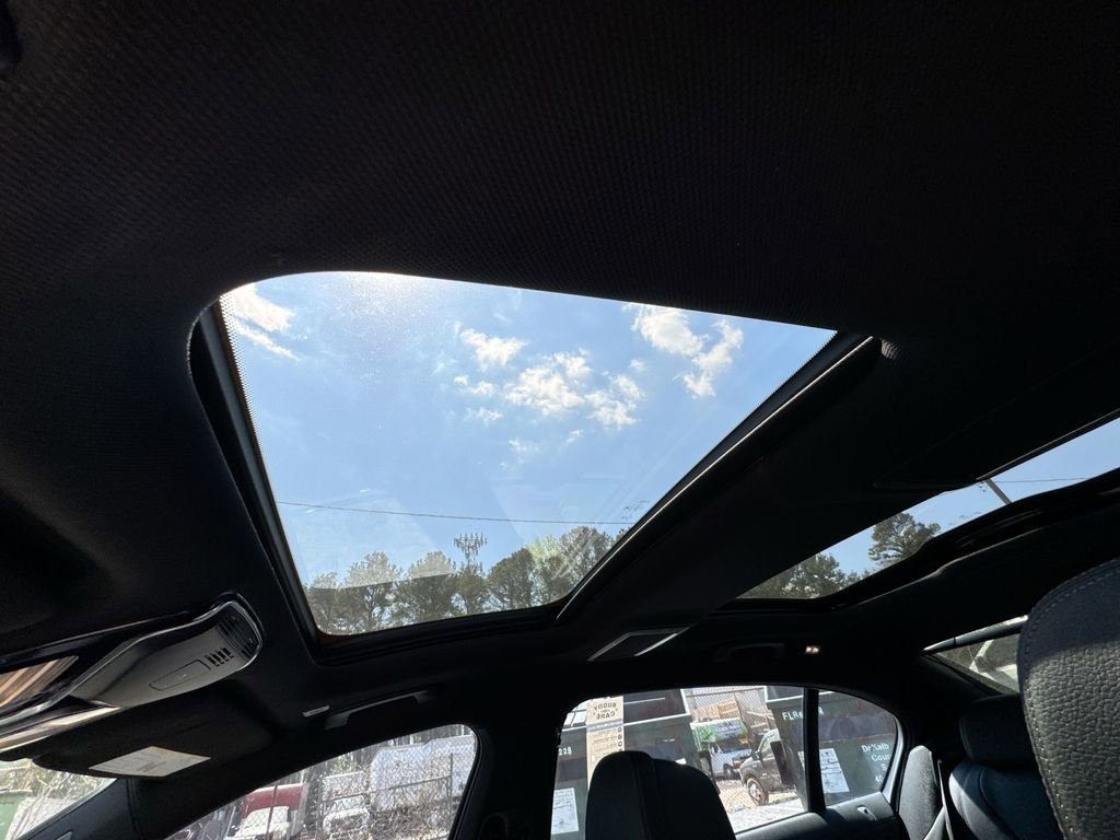 Used 2019 BMW 740i w/ M Sport Package image 20