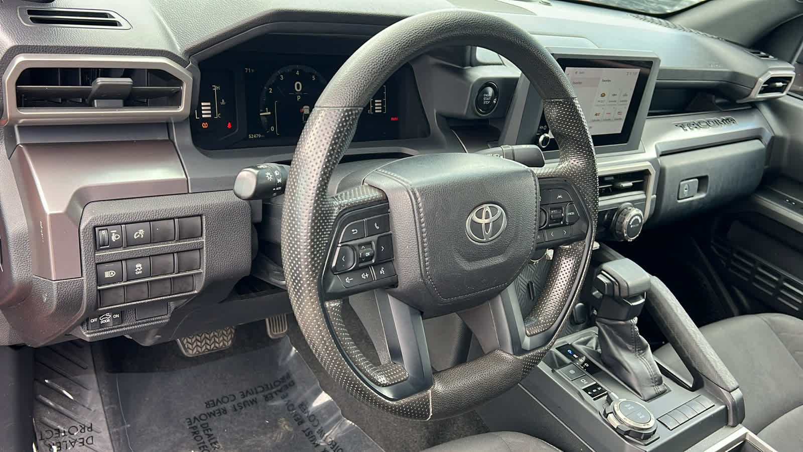 Used 2024 Toyota Tacoma SR5 AWD/4WD image 10