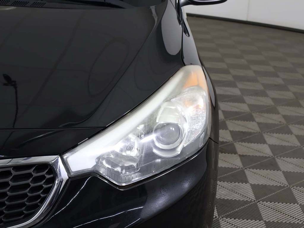 Used 2015 Kia Forte LX FWD image 9