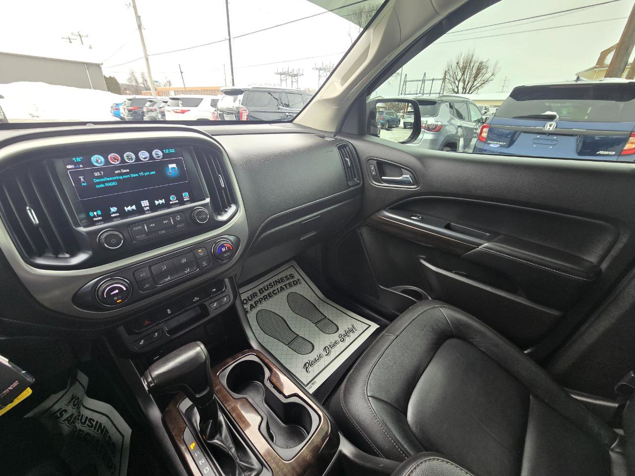 Used 2018 GMC Canyon SLT w/ Trailering Package image 11