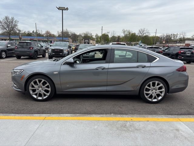 Used 2020 Buick Regal Avenir w/ Driver Confidence Package II FWD image 11