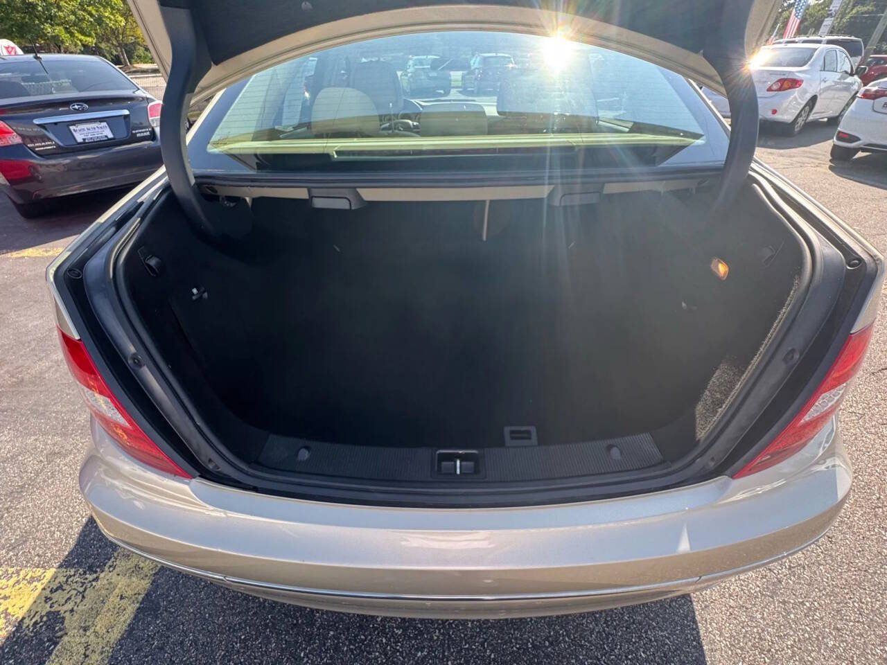 Used 2012 Mercedes-Benz C 300 4MATIC Sedan image 18