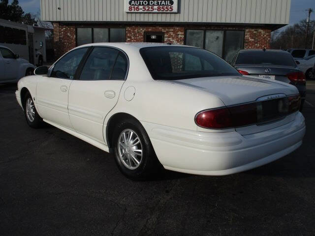Used 2005 Buick Le Sabre Custom image 3
