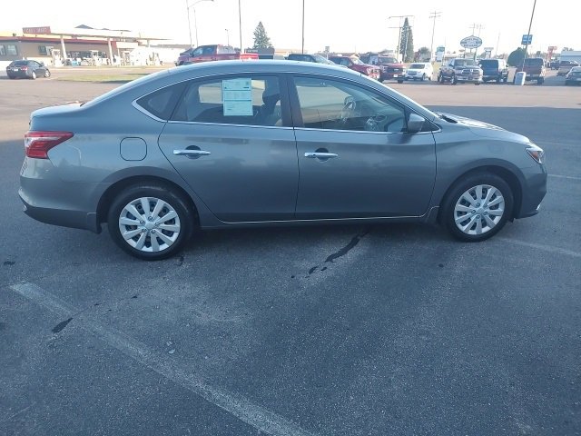 Used 2017 Nissan Sentra SV image 8
