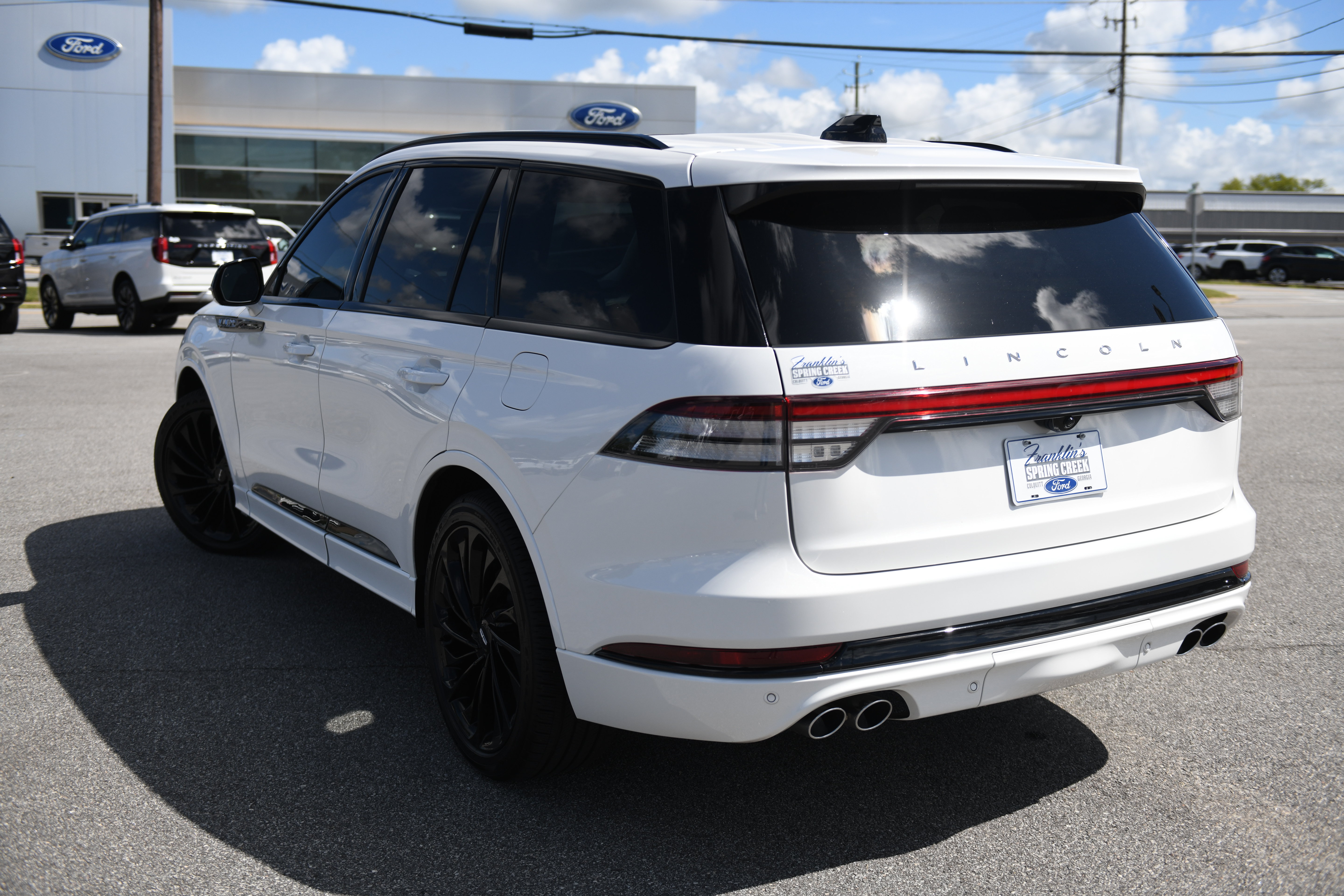 Used 2025 Lincoln Aviator Reserve w/ Jet Appearance Package RWD image 8
