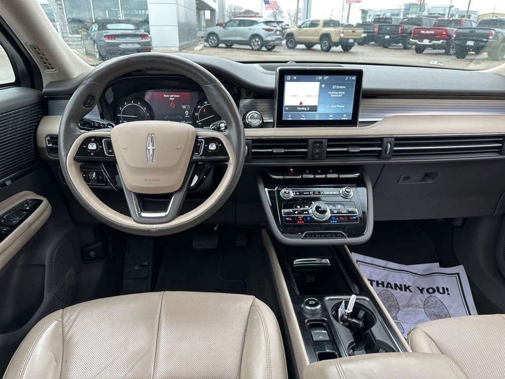 Used 2022 Lincoln Corsair AWD w/ Premium Package image 27