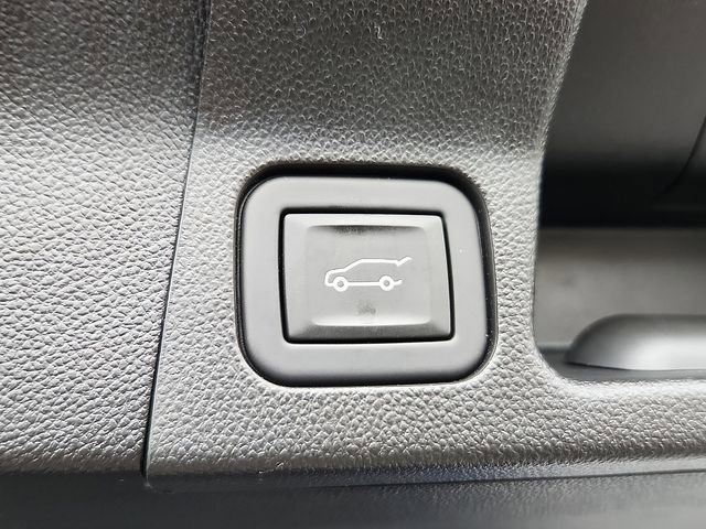 Certified 2023 GMC Acadia SLT w/ Elevation Edition image 29