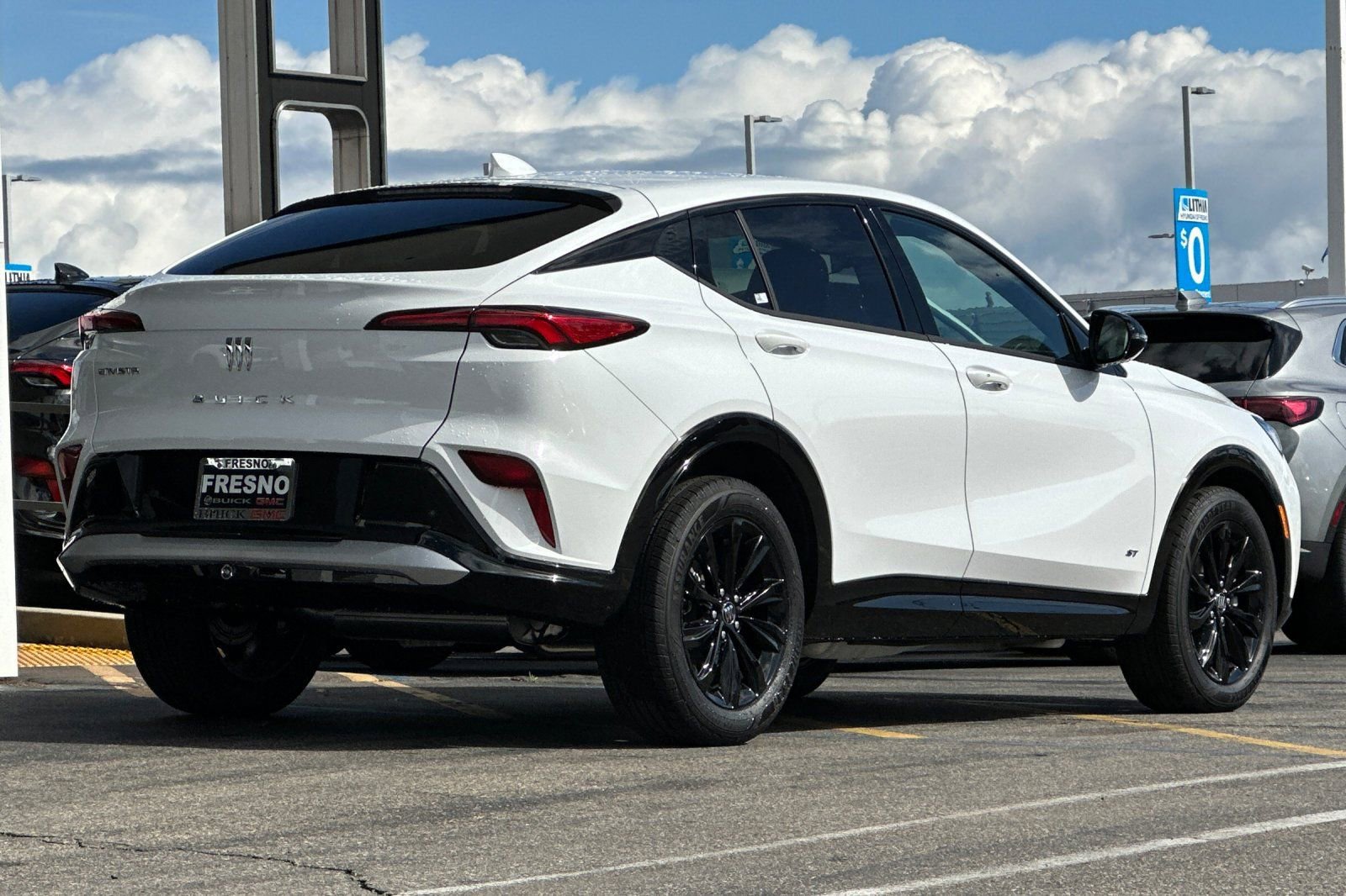 New 2026 Buick Envista Sport Touring w/ Convenience I Package FWD image 5