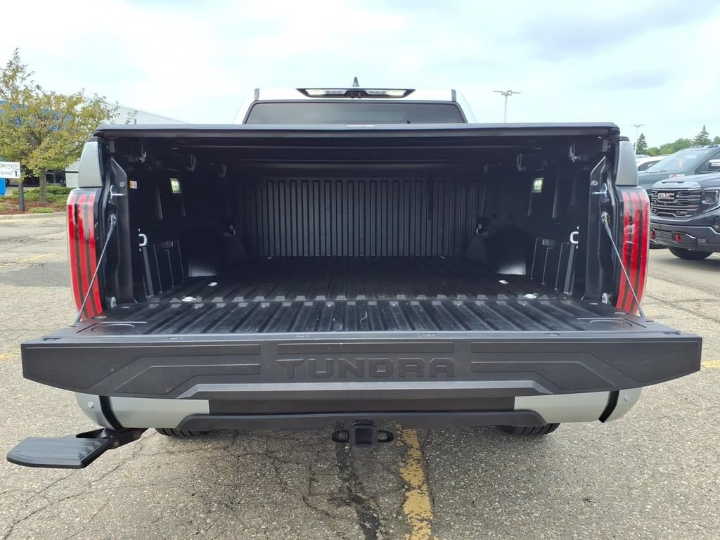 Used 2025 Toyota Tundra Platinum AWD/4WD image 8