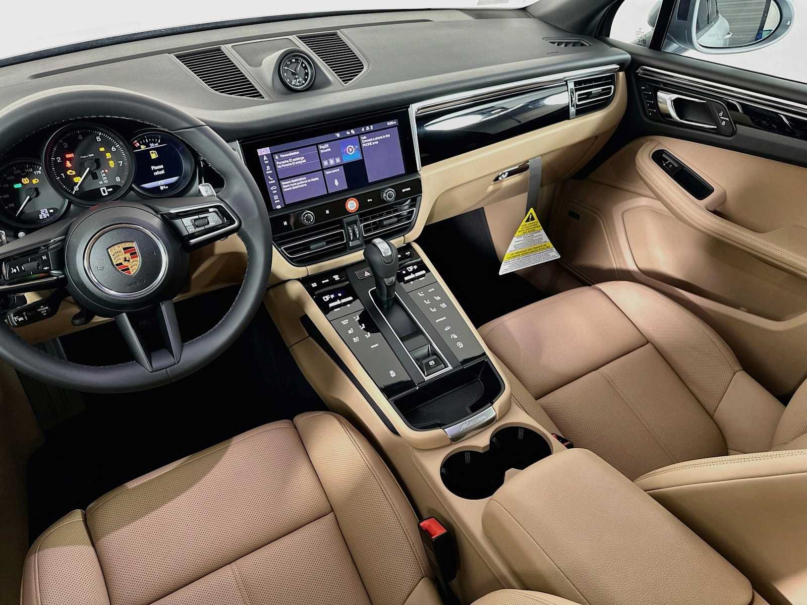 New 2026 Porsche Macan AWD/4WD image 25