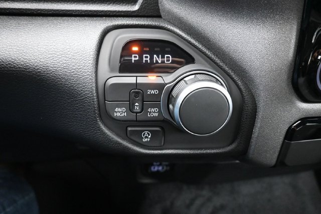 New 2027 RAM 1500 Express AWD/4WD image 9