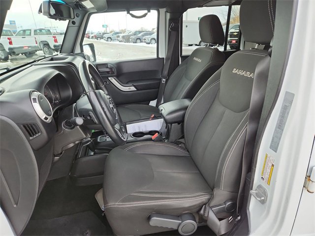 Used 2017 Jeep Wrangler Unlimited Sahara image 16