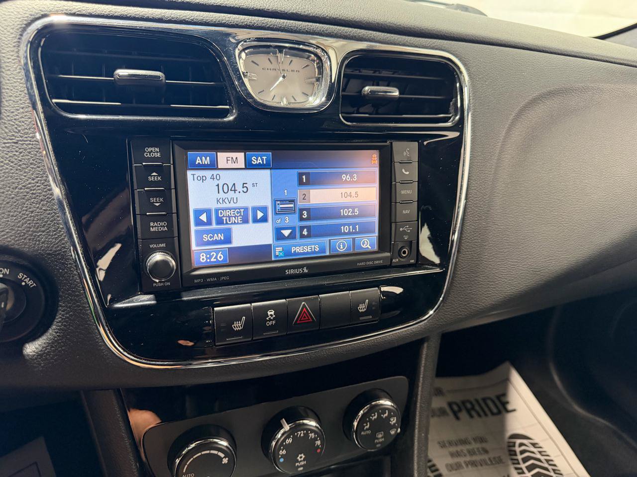 Used 2012 Chrysler 200 S FWD image 29