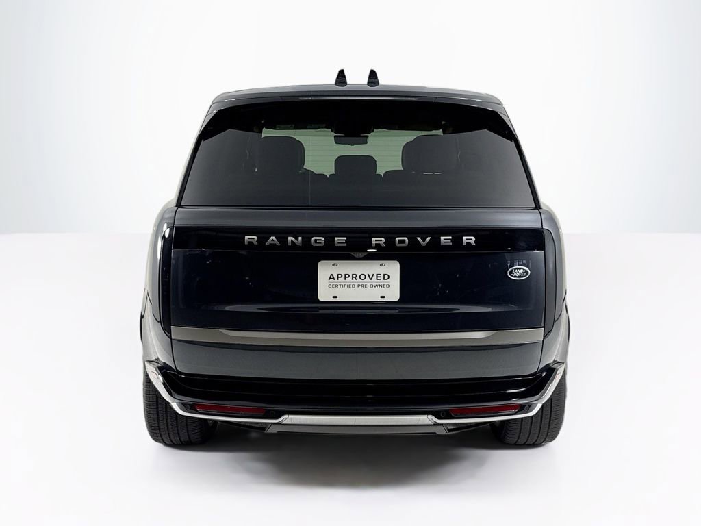 Used 2023 Land Rover Range Rover SE image 4
