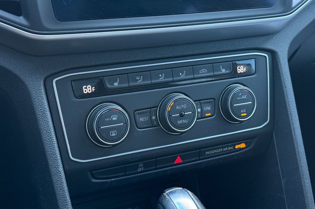 Used 2021 Volkswagen Atlas SE w/ Panoramic Sunroof Package image 18