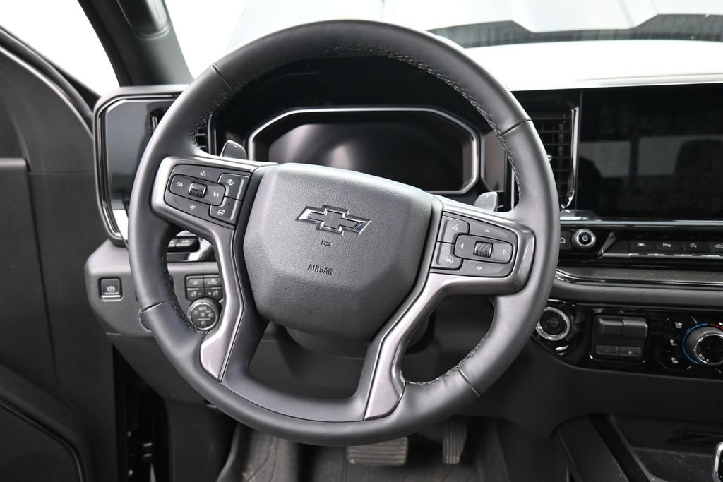 Used 2026 Chevrolet Silverado 1500 ZR2 AWD/4WD image 11