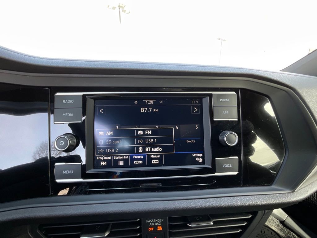 Used 2022 Volkswagen Jetta Sport image 24