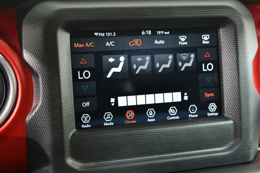 Used 2021 Jeep Wrangler Unlimited Rubicon AWD/4WD image 28