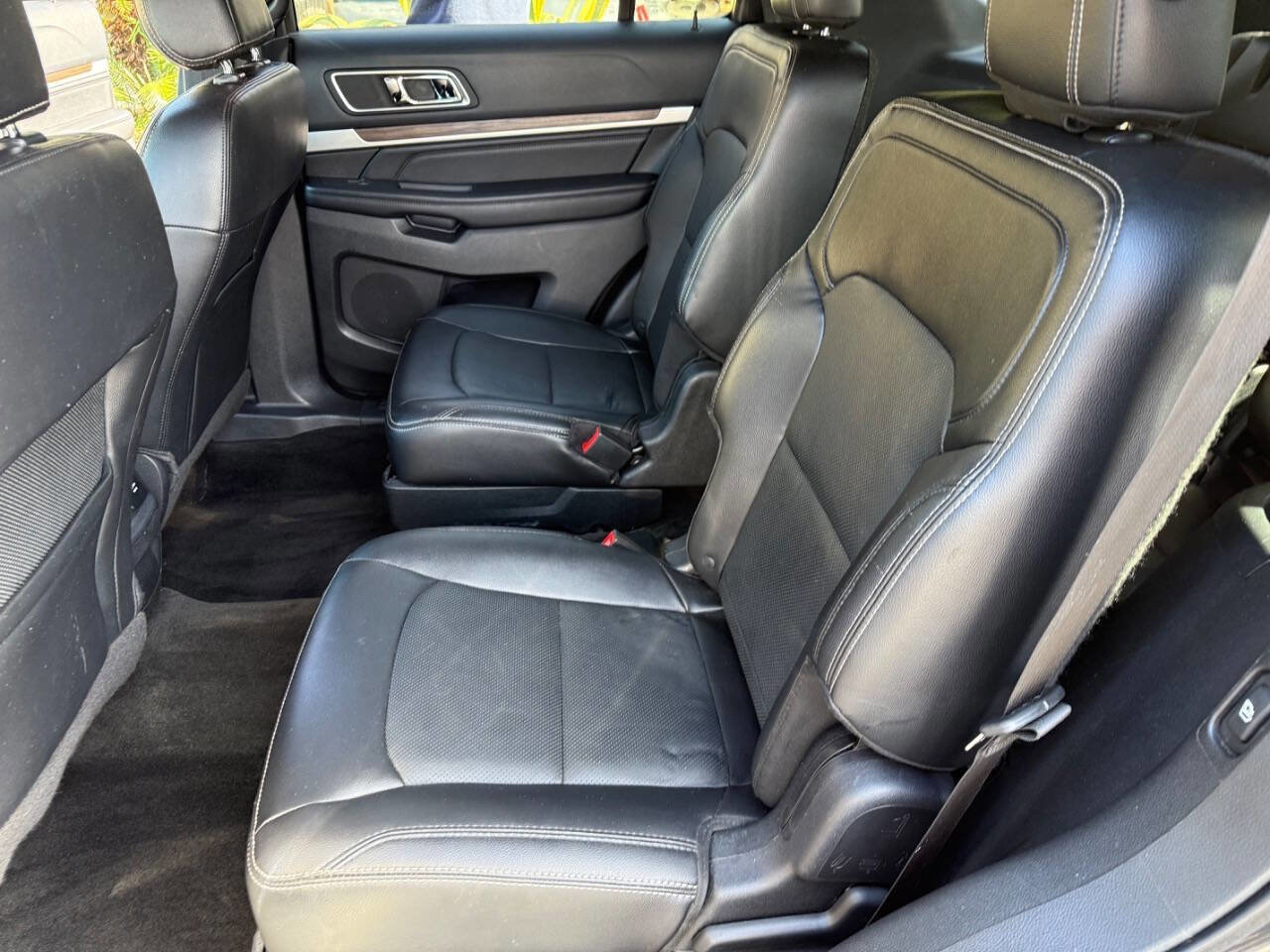 Used 2016 Ford Explorer Limited image 9