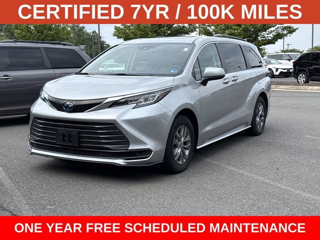 Used 2023 Toyota Sienna LE w/ LE Plus Package FWD image 5