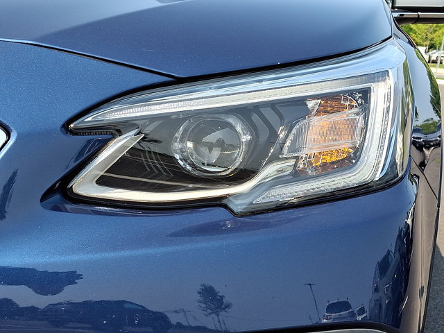 Used 2022 Subaru Outback Touring AWD/4WD image 10