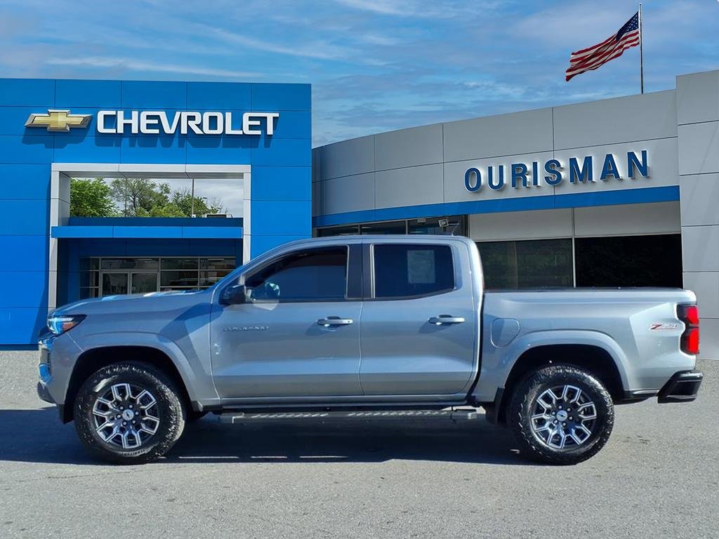 Used 2025 Chevrolet Colorado Z71 w/ Technology Package image 4