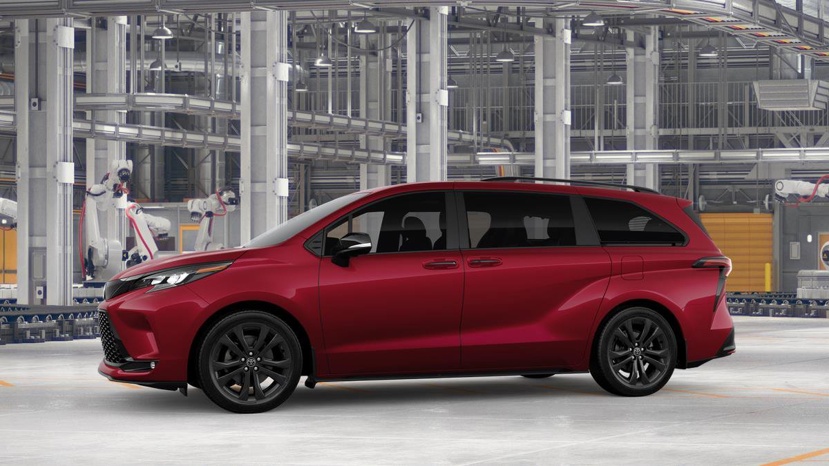 New 2026 Toyota Sienna XSE FWD image 5