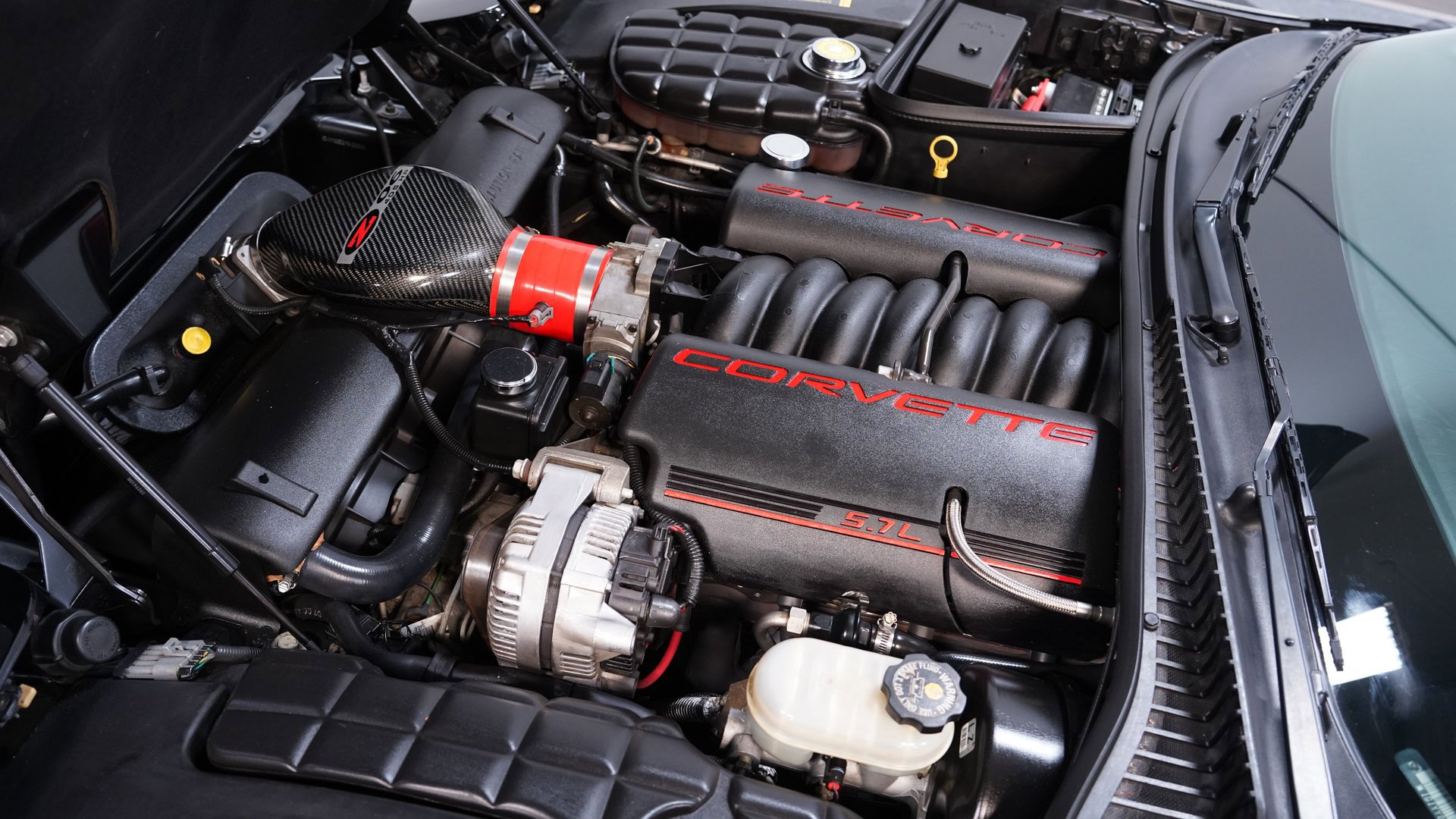 Used 2000 Chevrolet Corvette Coupe image 28