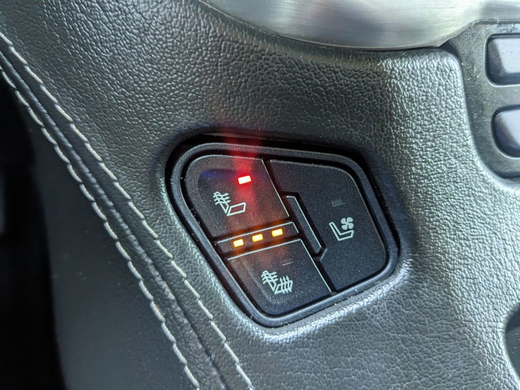Used 2019 GMC Yukon SLT w/ Open Road Package RWD image 73