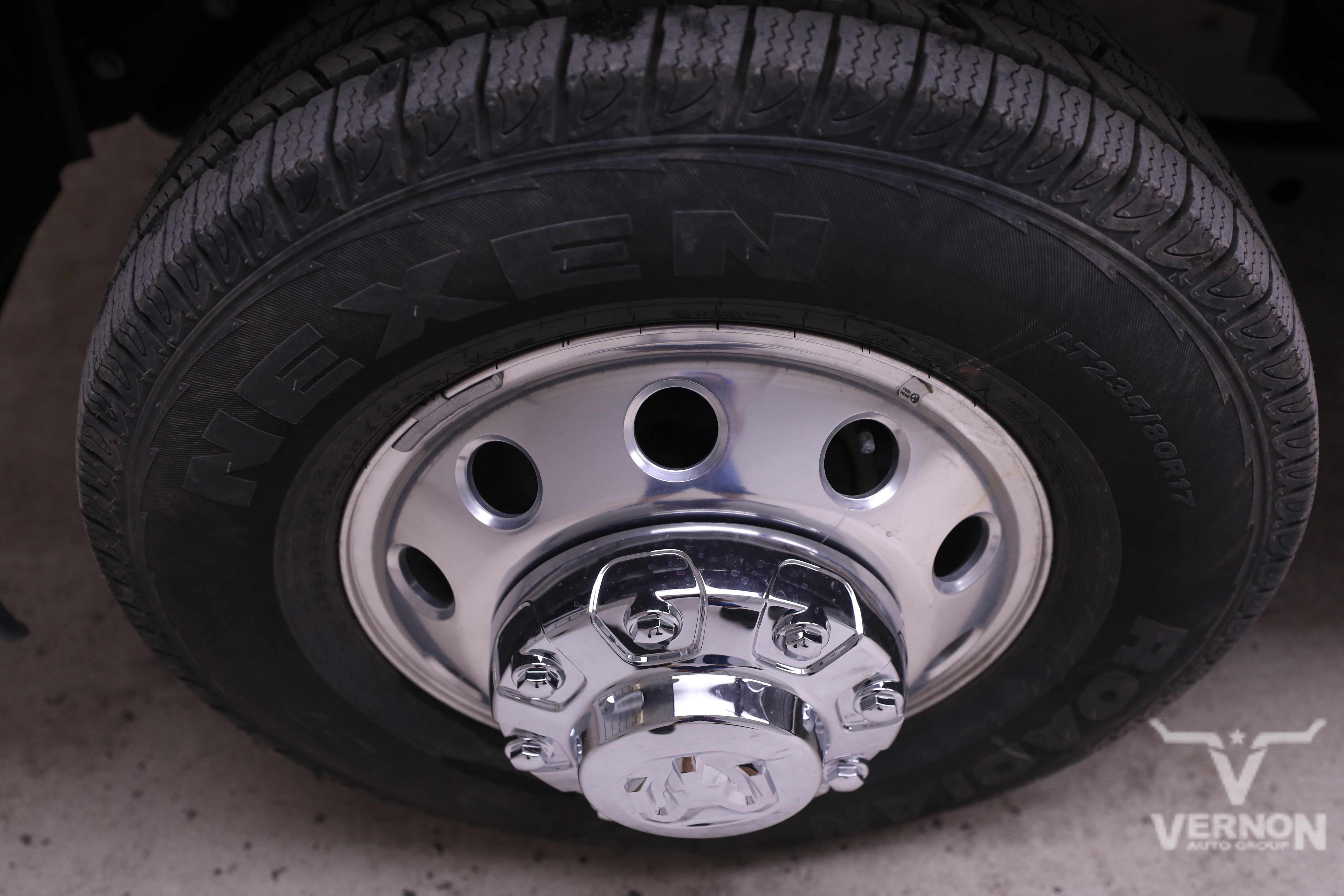 New 2025 RAM 3500 Laramie image 32