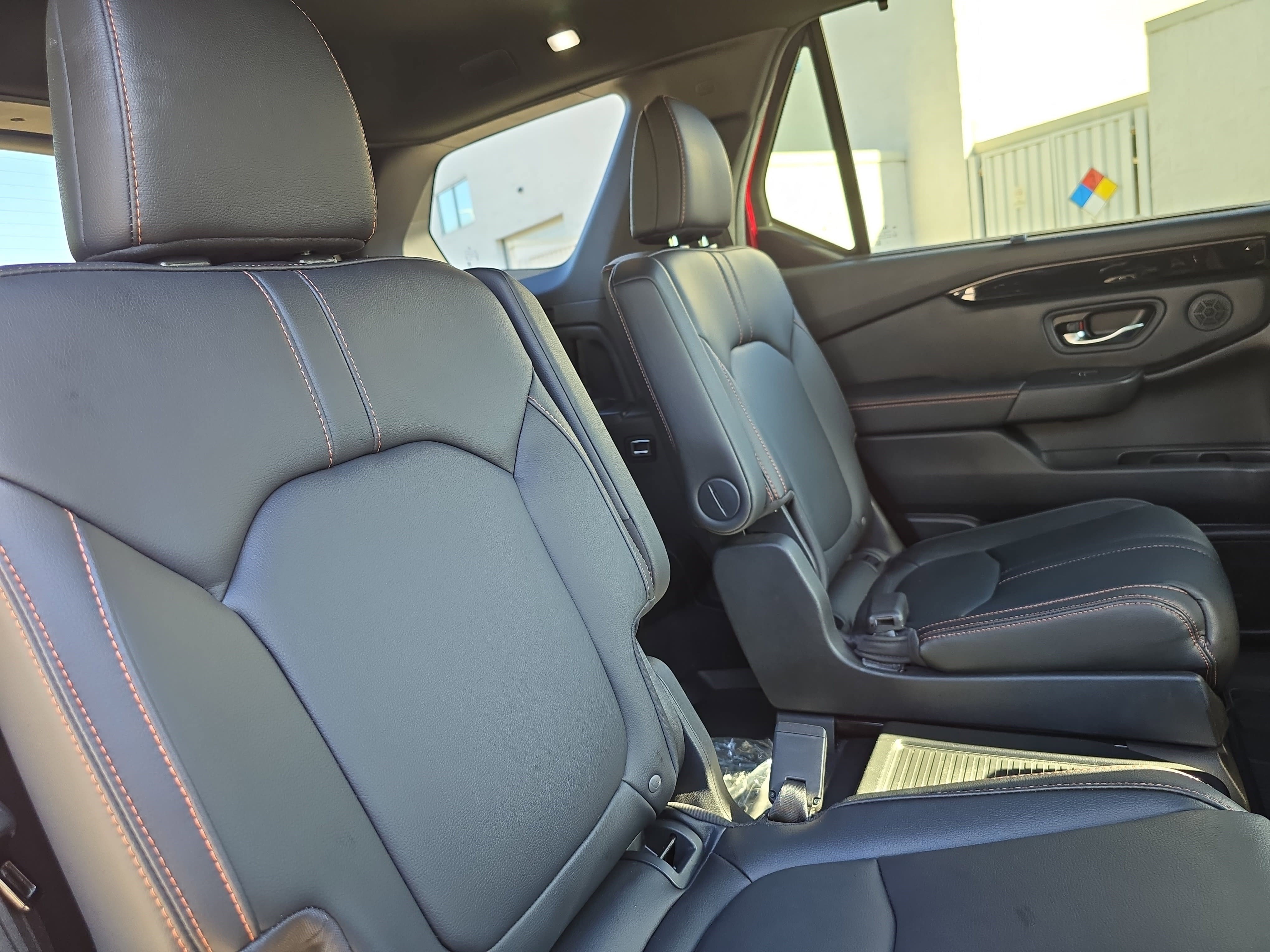 Certified 2024 Honda Pilot TrailSport image 12