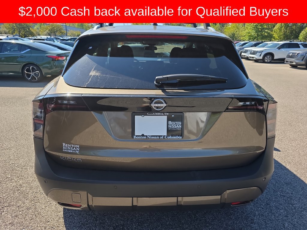 New 2027 Nissan Kicks SR FWD image 10