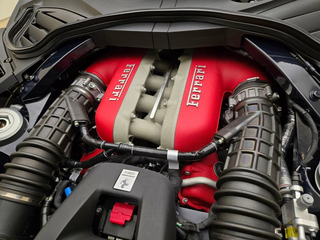 Used 2026 Ferrari Purosangue AWD/4WD image 33