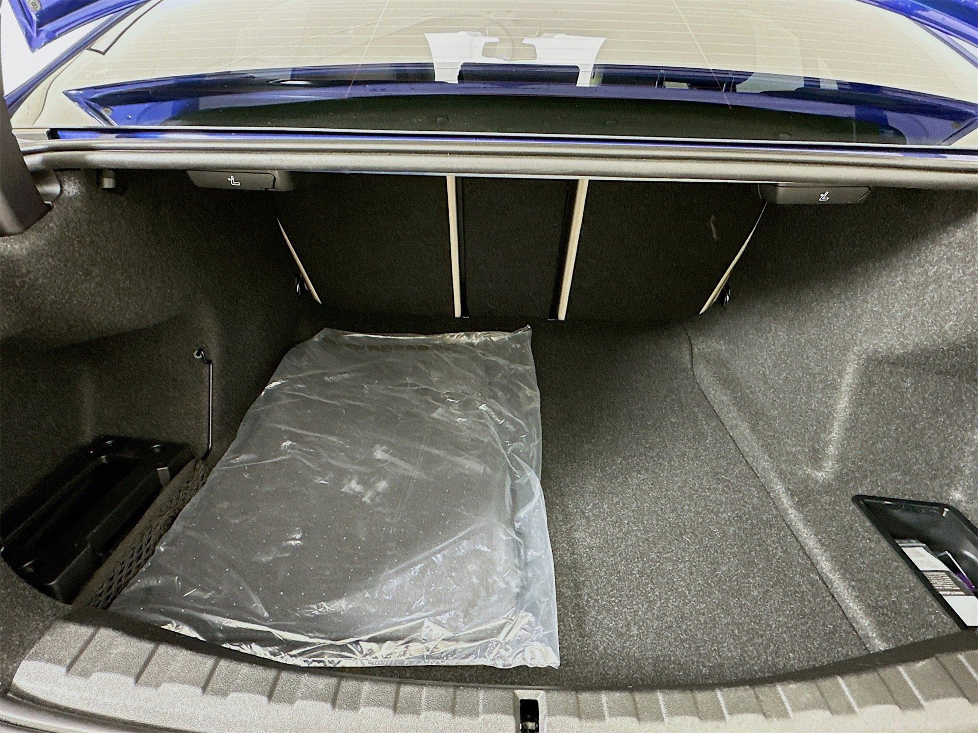 Used 2025 BMW M340i xDrive w/ Premium Package image 29