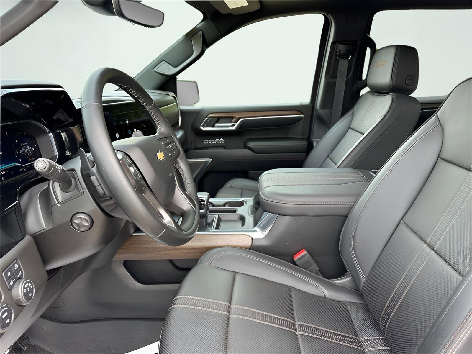 Used 2024 Chevrolet Silverado 1500 High Country w/ High Country Premium Package image 9