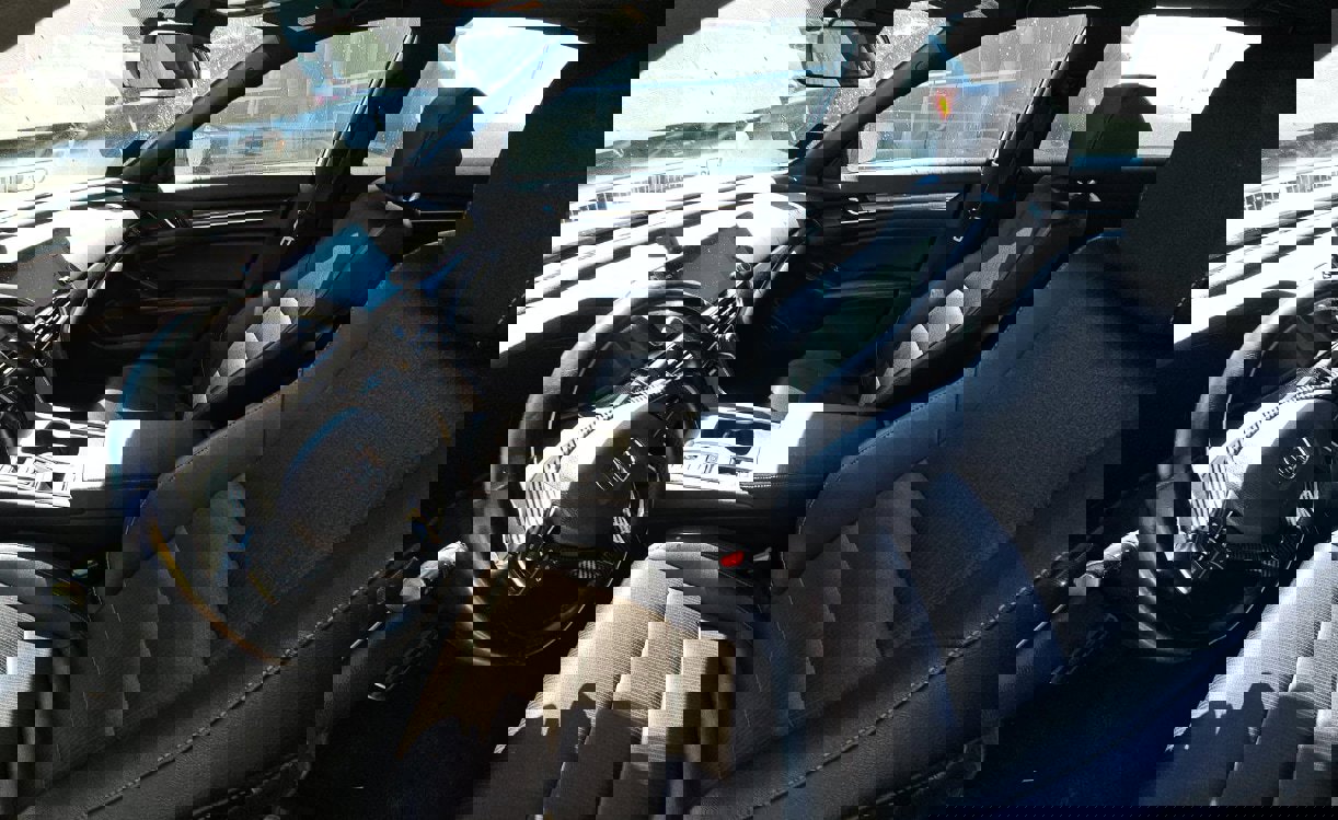 Used 2019 Honda Accord Sport image 3