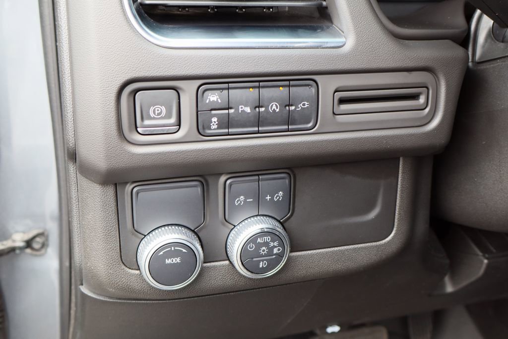 Certified 2022 GMC Yukon SLE RWD image 13