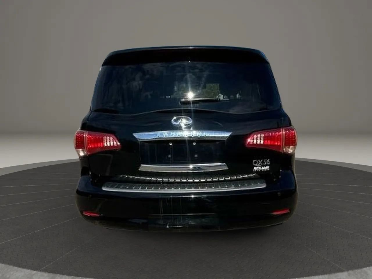 Used 2013 INFINITI QX56 4WD w/ Theater Pkg image 4