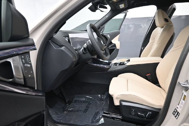 New 2026 BMW X3 xDrive30i w/ Premium Package AWD/4WD image 17
