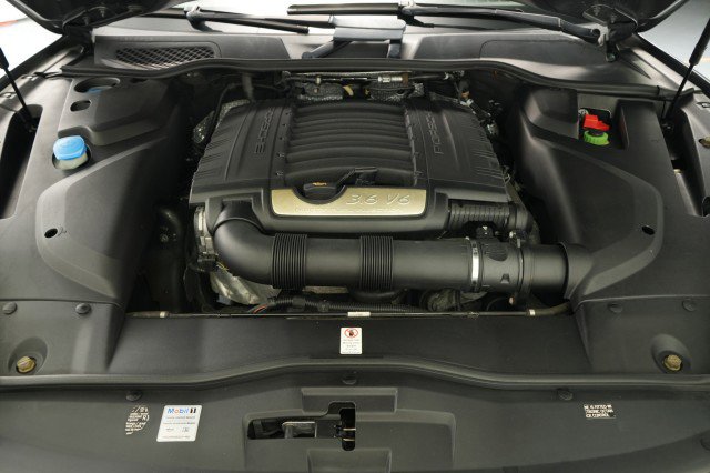 Used 2016 Porsche Cayenne image 53
