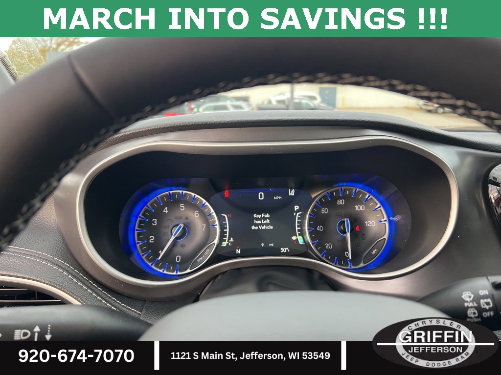 New 2026 Chrysler Pacifica Select w/ S Appearance Package image 15