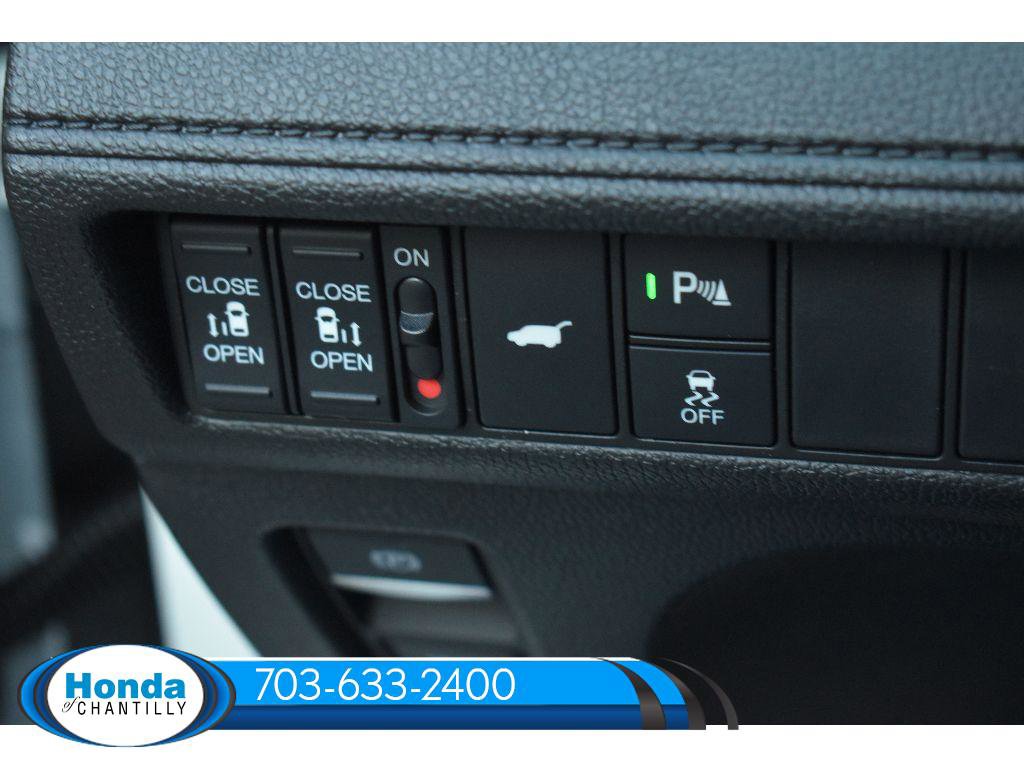 New 2026 Honda Odyssey Touring image 32
