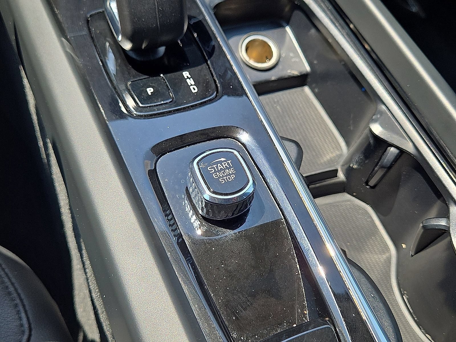 Certified 2024 Volvo XC60 B5 Core AWD/4WD image 31