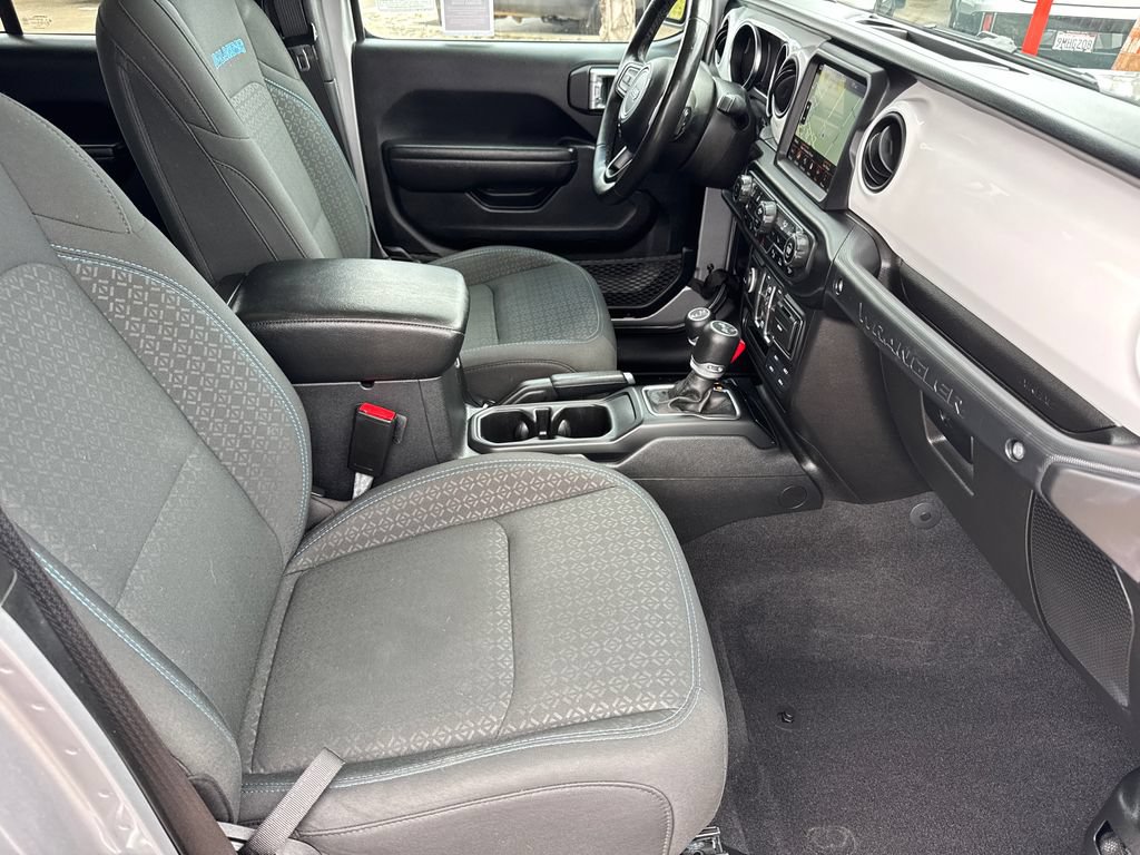 Used 2021 Jeep Wrangler Unlimited Sport AWD/4WD image 18