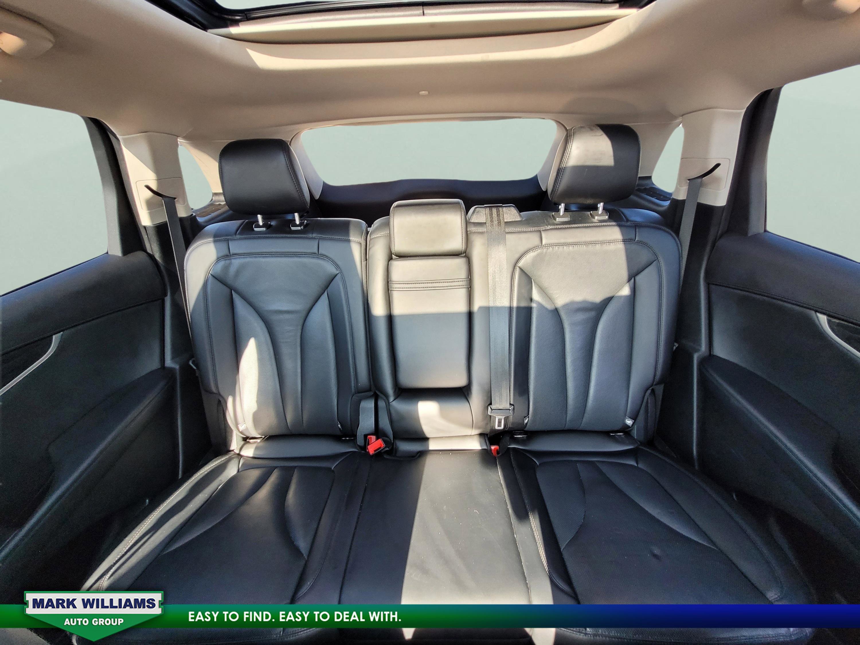 Used 2022 Lincoln Nautilus Reserve w/ Equipment Group 201A image 19