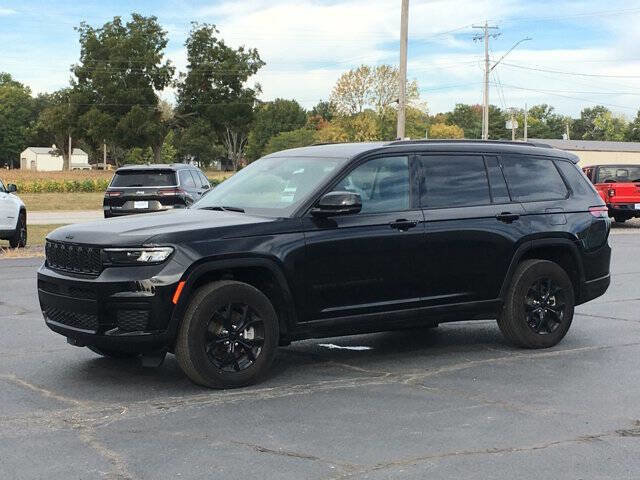 Used 2024 Jeep Grand Cherokee L Laredo image 7