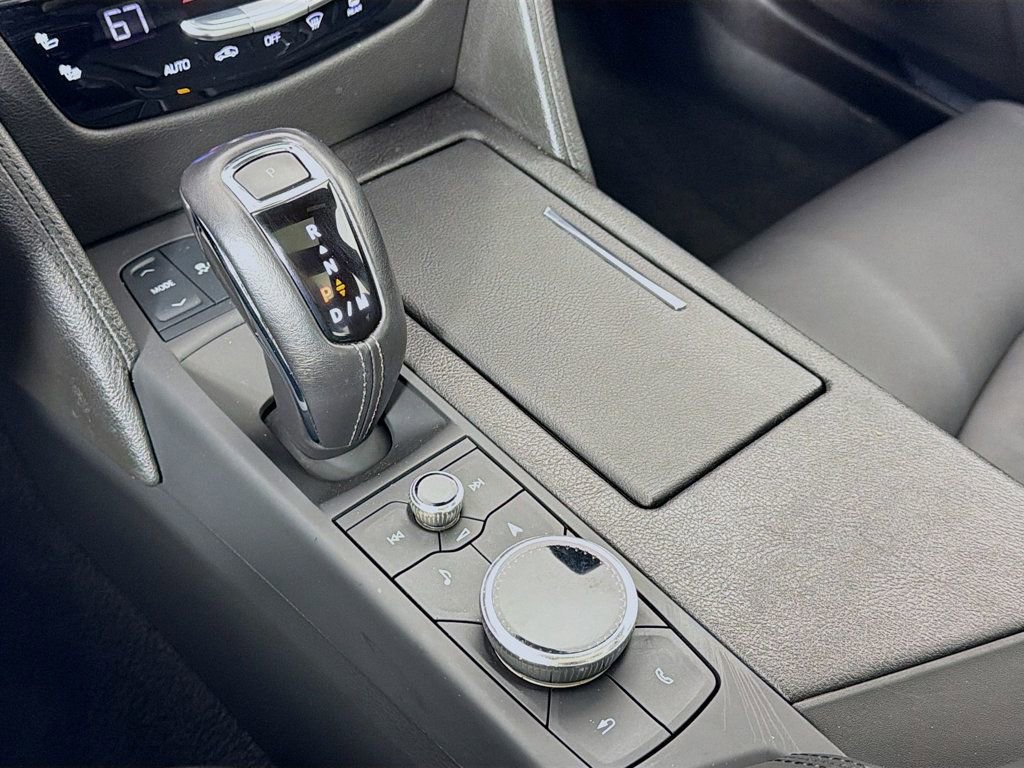 Used 2019 Cadillac CT6 Luxury w/ Driver Awareness Package image 18