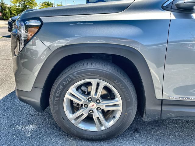 Used 2024 GMC Terrain SLE AWD/4WD image 20